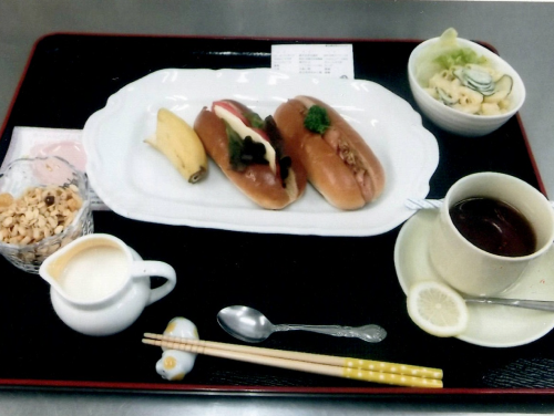 お食事